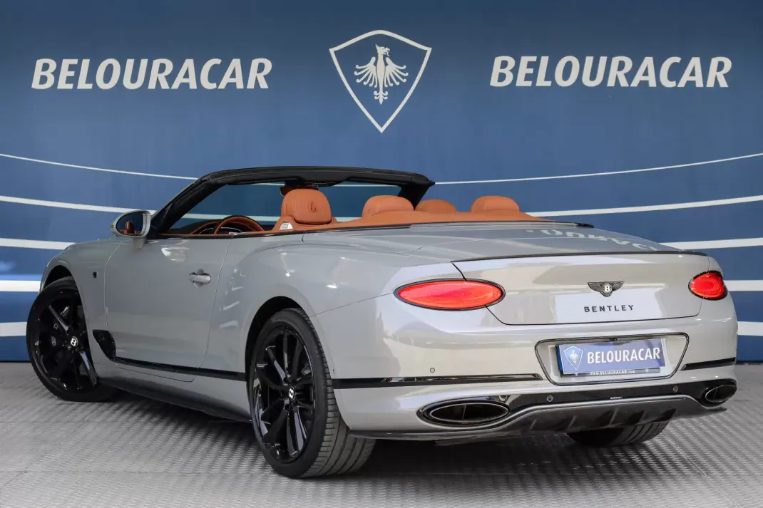 Bentley Continental GTC 2019 - 250000 EUR, 58772 km - AUTO.MOTO.pt - 58772km - foto 7 de 29