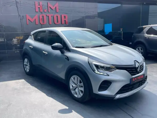 Renault Captur 2022 - 18900 EUR, 101000 km - AUTO.MOTO.pt - 101000km - foto 2 de 12