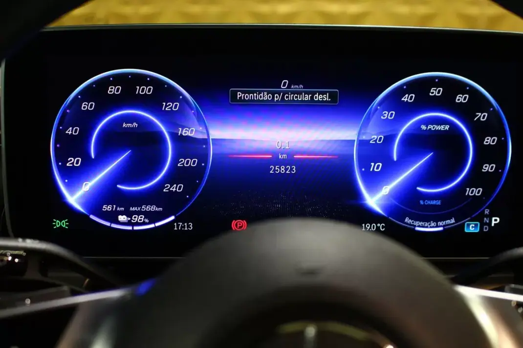Mercedes-Benz EQE 2025 - 58900 EUR, 25000 km - AUTO.MOTO.pt - 25000km - foto 34 de 42