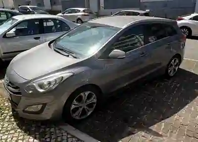 Hyundai i30 2013 - 8000 EUR, 71500 km - 71500km - foto 5 de 10