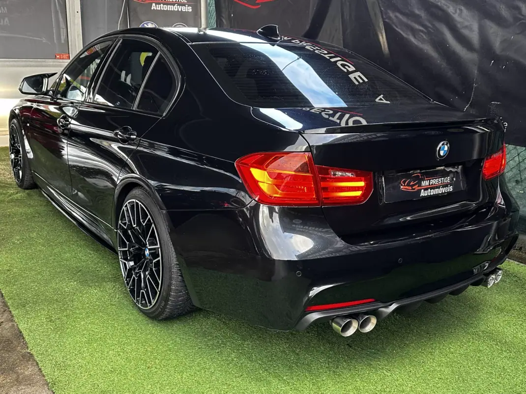 BMW 318 2014 - 18750 EUR, 237000 km - AUTO.MOTO.pt - 237000km - foto 22 de 40