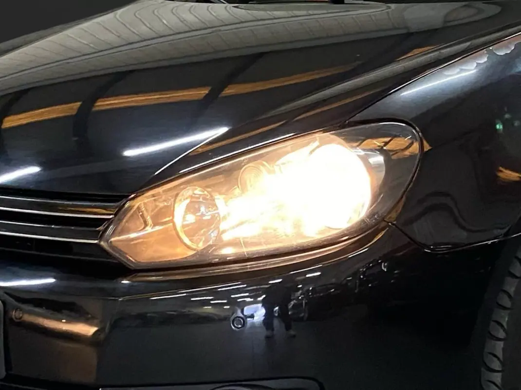 Volkswagen Golf Variant 2008 - 7950 EUR, 267609 km - AUTO.MOTO.pt - 267609km - foto 5 de 20