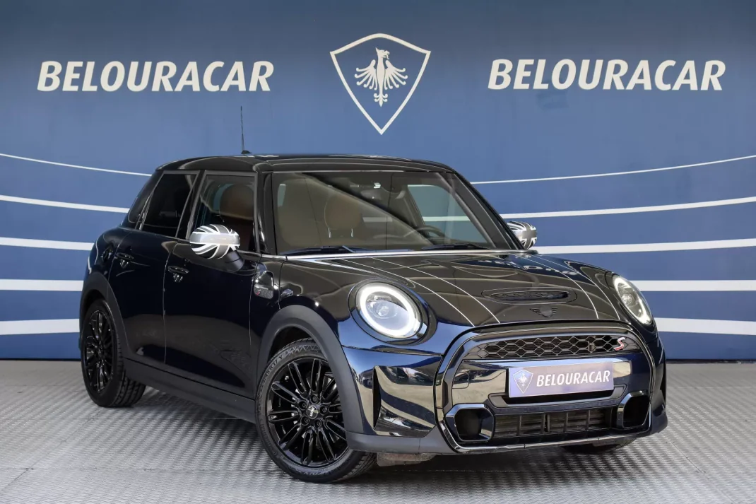 MINI Cooper 2023 - 32500 EUR, 31145 km - AUTO.MOTO.pt - 31145km - foto 1 de 17