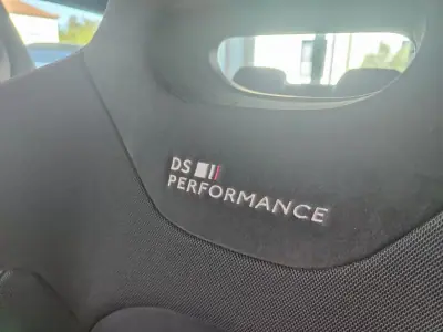 DS DS3 2016 - 17500 EUR, 48000 km - AUTO.MOTO.pt - 48000km - foto 24 de 34
