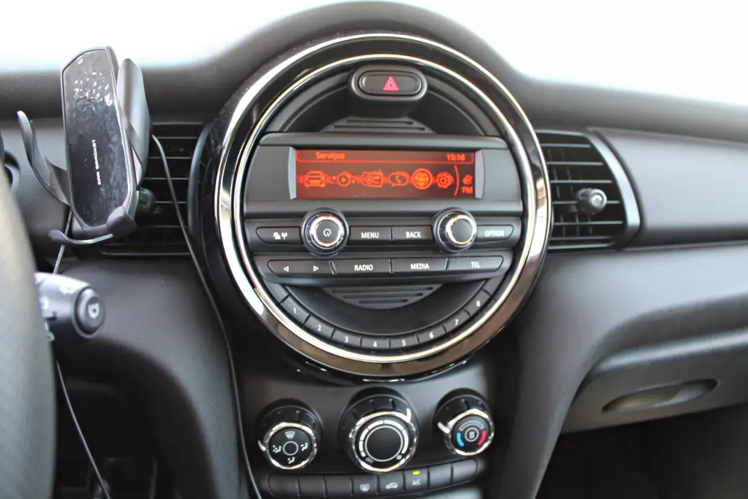 MINI Coupé 2016 - 13900 EUR, 134843 km - 134843km - foto 18 de 19