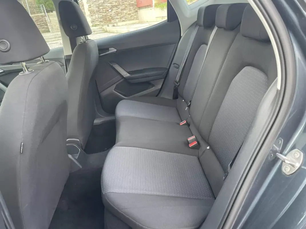 SEAT Arona 2024 - 19500 EUR, 28000 km - AUTO.MOTO.pt - 28000km - foto 12 de 14