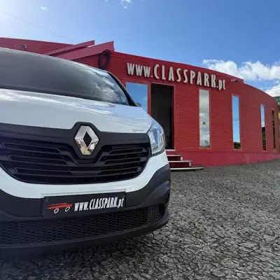 Renault TRAFIC 1.6 DCI GRAND COMFORT 2018 - 13500 EUR, 204000 km - AUTO.MOTO.pt - 204000km - foto 4 de 14
