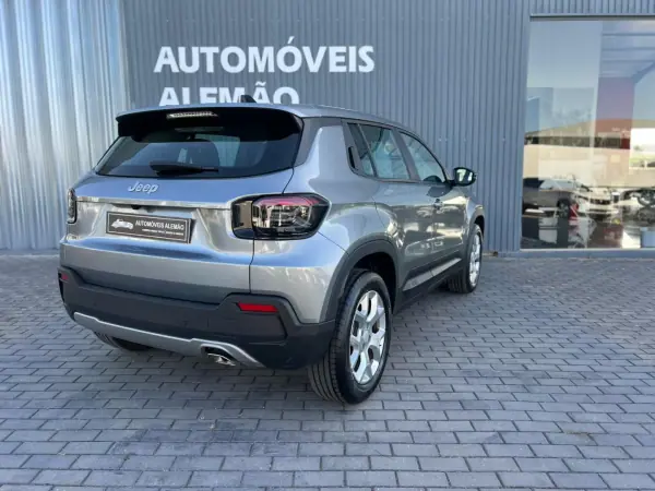 Jeep Avenger 2024 - 23500 EUR, 22679 km - AUTO.MOTO.pt - 22679km - foto 4 de 21
