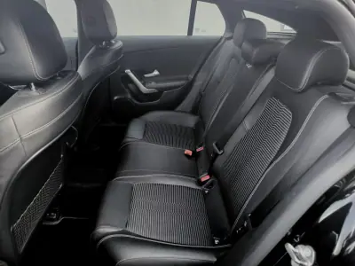 Mercedes-Benz CLA 180 2020 - 20950 EUR, 265000 km - AUTO.MOTO.pt - 265000km - foto 4 de 6