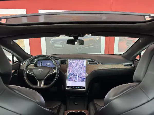 Tesla Model S 2017 - 25990 EUR, 151612 km - AUTO.MOTO.pt - 151612km - foto 23 de 23