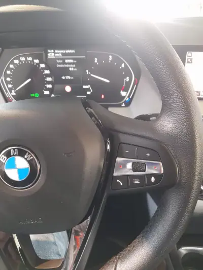 BMW 116 2022 - 23490 EUR, 83559 km - AUTO.MOTO.pt - 83559km - foto 12 de 16