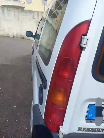 Renault Kangoo 2004 - 4400 EUR, 266000 km - 266000km - foto 5 de 12