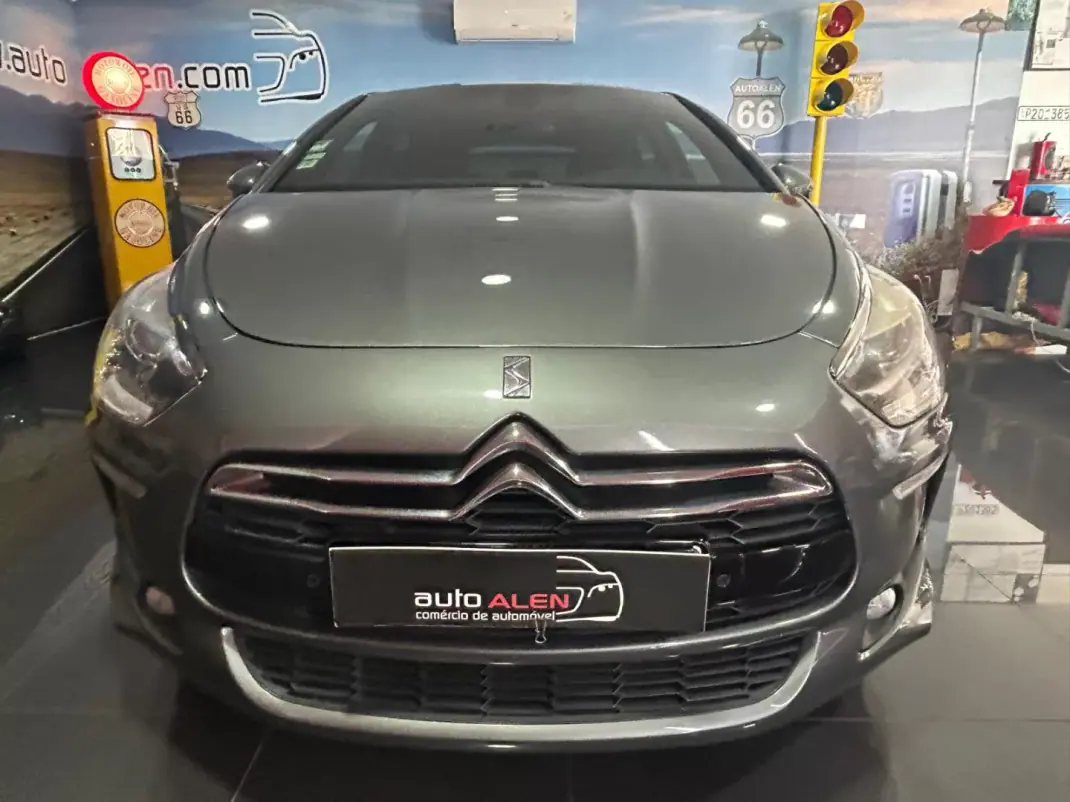 Citroën DS5 2013 - 10500 EUR, 205941 km - 205941km - foto 2 de 22