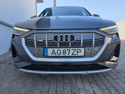 Audi e-tron 2021 - 32900 EUR, 120000 km - 120000km - foto 18 de 51