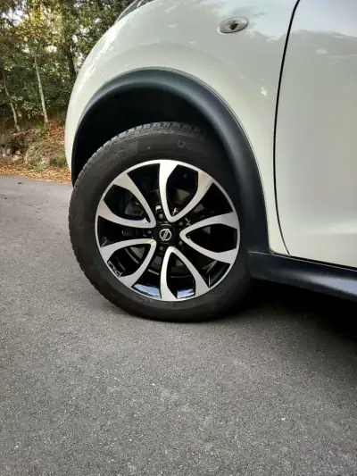 Nissan Juke 2014 - 11990 EUR, 168500 km - AUTO.MOTO.pt - 168500km - foto 14 de 25