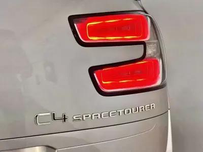 Citroën C4 Grand Picasso 2018 - 11500 EUR, 154000 km - AUTO.MOTO.pt - 154000km - foto 14 de 57
