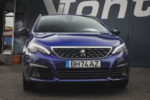 Peugeot 308 SW 2018 - 12350 EUR, 79660 km - AUTO.MOTO.pt - 79660km - foto 7 de 27