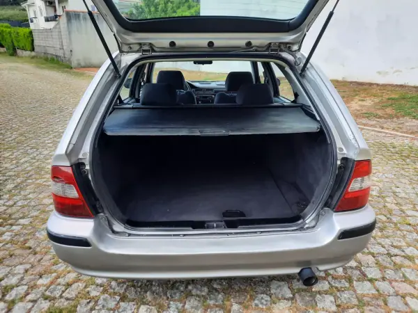Honda Civic 1998 - 1950 EUR, 166459 km - AUTO.MOTO.pt - 166459km - foto 7 de 10