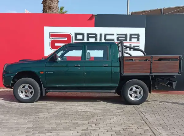 Mitsubishi L200 1998 - 9900 EUR, 470989 km - AUTO.MOTO.pt - 470989km - foto 4 de 12