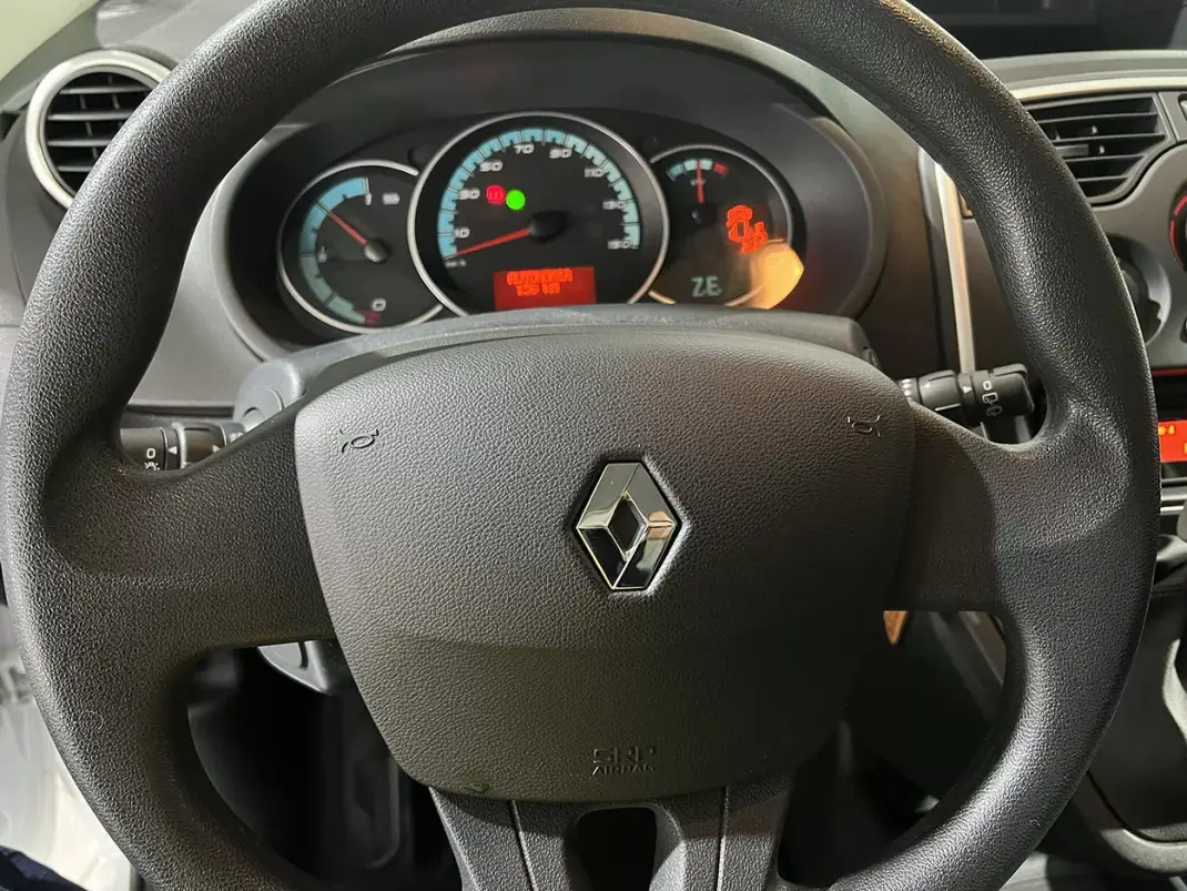 Renault Kangoo 2020 - 16800 EUR, 12073 km - AUTO.MOTO.pt - 12073km - foto 14 de 20