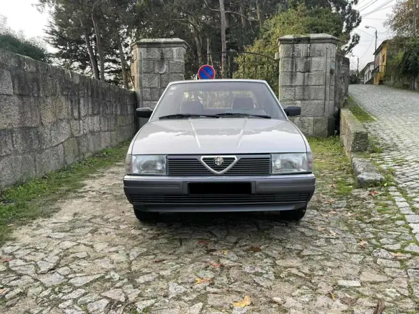 Alfa Romeo 90 1988 - 18900 EUR, 27700 km - AUTO.MOTO.pt - 27700km - foto 2 de 60