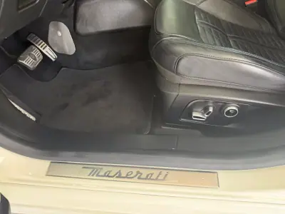 Maserati Ghibli 2021 - 62500 EUR, 45000 km - 45000km - foto 33 de 51