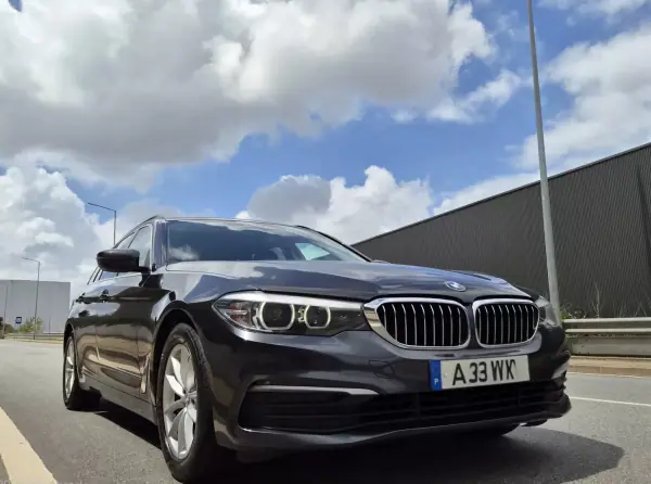 BMW 520 2017 - 19900 EUR, 171000 km - AUTO.MOTO.pt - 171000km - foto 19 de 19