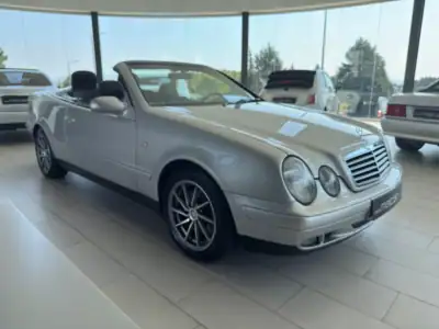 Mercedes-Benz CLK 230 1999 - 9990 EUR, 111847 km - AUTO.MOTO.pt - 111847km - foto 20 de 22