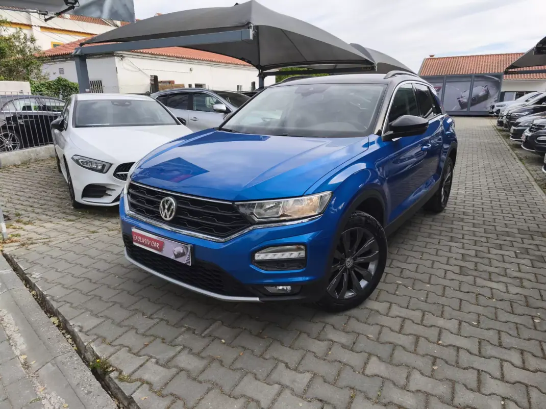 Volkswagen T-Roc 2019 - 15900 EUR, 130000 km - AUTO.MOTO.pt - 130000km - foto 2 de 14