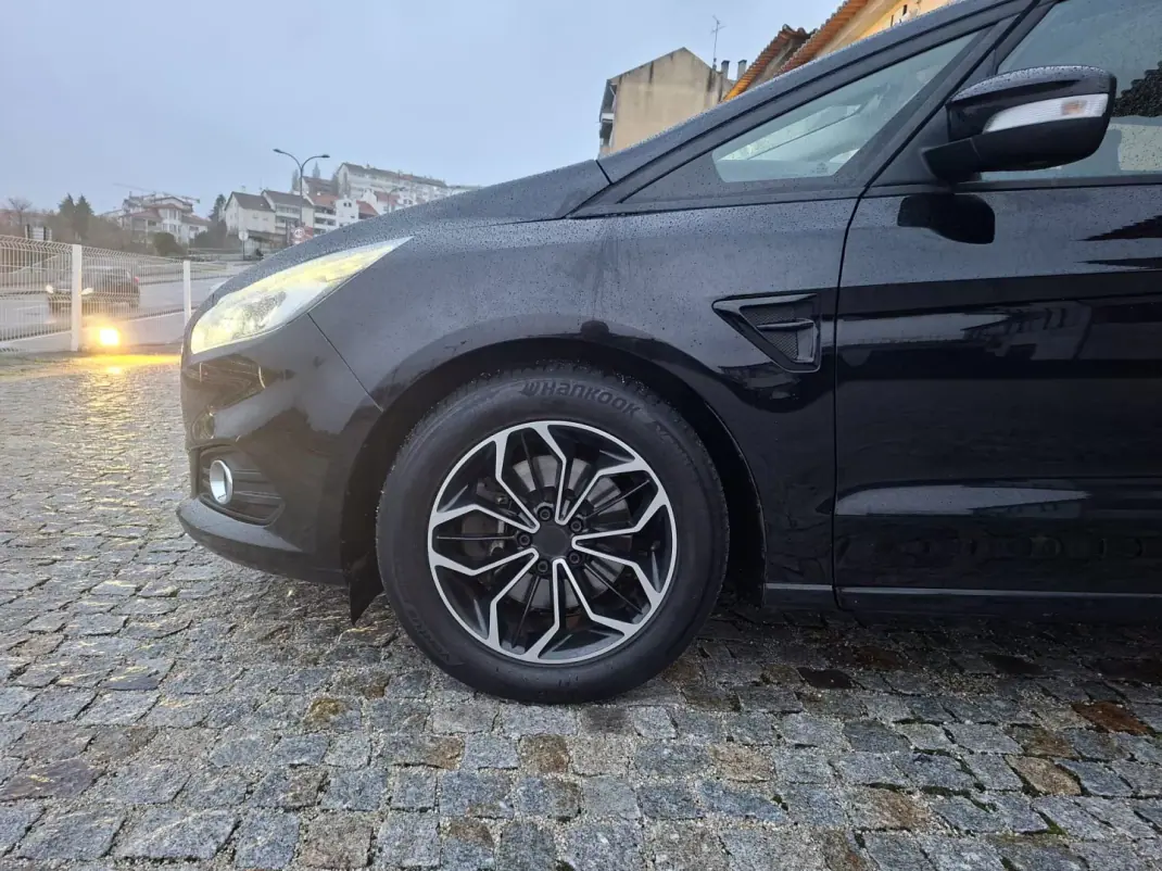 Ford S-Max 2016 - 13990 EUR, 211616 km - AUTO.MOTO.pt - 211616km - foto 7 de 21