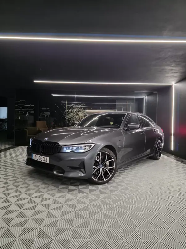 BMW 330 e Line Sport Auto 2022 Hybrid Plug-In