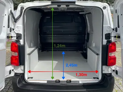 Opel COMBO 2022 - 17450 EUR, 123000 km - AUTO.MOTO.pt - 123000km - foto 23 de 37