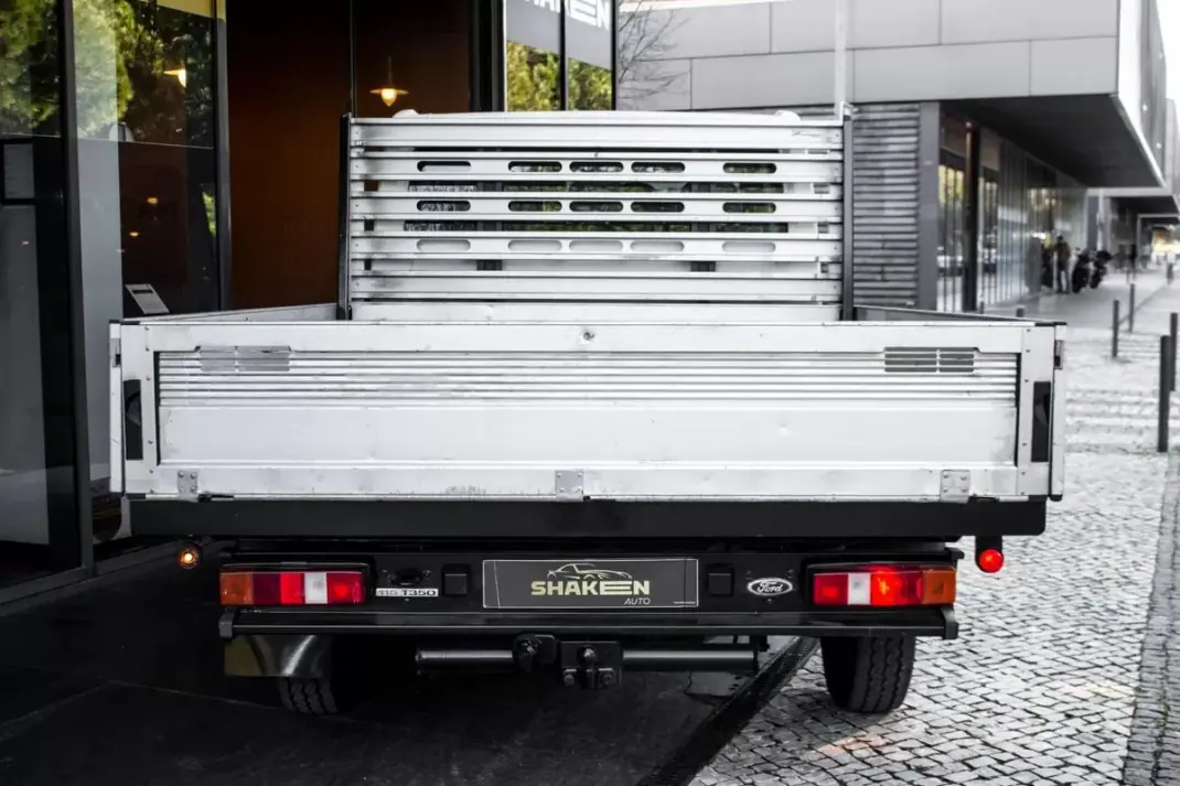 Ford Transit Custom L1 2.0 TDCI H1 2008 - 17900 EUR, 153460 km - AUTO.MOTO.pt - 153460km - foto 10 de 27