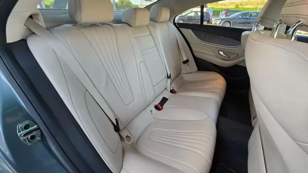 Mercedes-Benz CLS 300 2019 - 29900 EUR, 233849 km - 233849km - foto 14 de 22