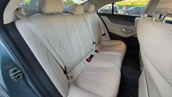 Mercedes-Benz CLS 300 2019 - 29900 EUR, 233849 km - AUTO.MOTO.pt - 233849km - foto 14 de 22