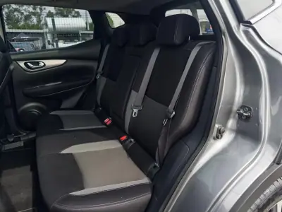Nissan Qashqai 2018 - 18990 EUR, 123000 km - AUTO.MOTO.pt - 123000km - foto 37 de 40