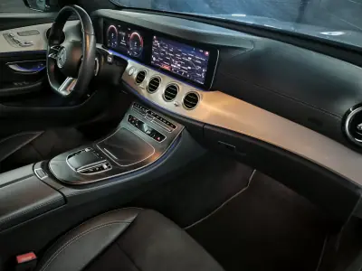 Mercedes-Benz E 300 2022 - 35950 EUR, 122245 km - AUTO.MOTO.pt - 122245km - foto 17 de 43