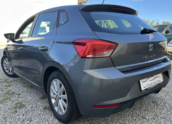 SEAT Ibiza 2018 - 11900 EUR, 111200 km - AUTO.MOTO.pt - 111200km - foto 3 de 17