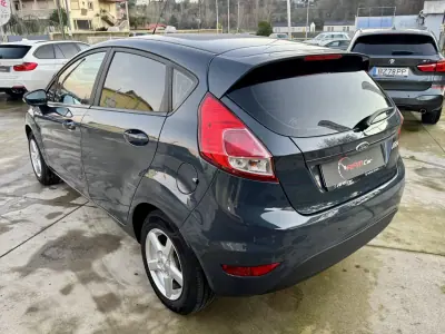 Ford Fiesta 2014 - 7500 EUR, 120000 km - AUTO.MOTO.pt - 120000km - foto 15 de 20