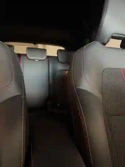 Renault Captur 2022 — foto 6 de 14