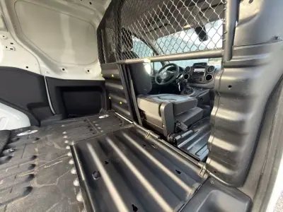 Citroën BERLINGO 1.6hdi 3L AUTOMATICA 2017 - 9950 EUR, 219000 km - AUTO.MOTO.pt - 219000km - foto 16 de 23