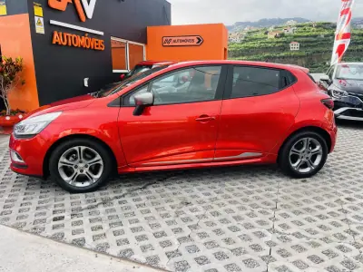 Renault Clio 2018 — foto 4 de 12