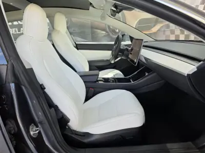 Tesla Model 3 2020 - 23900 EUR, 133000 km - AUTO.MOTO.pt - 133000km - foto 9 de 17