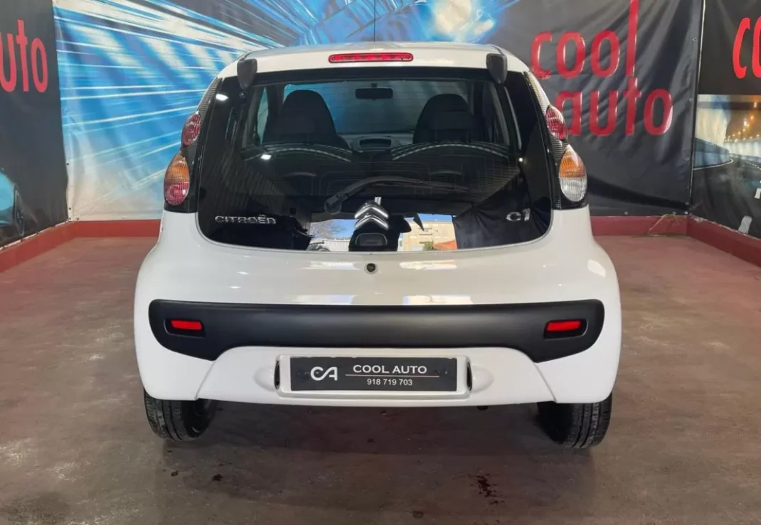 Citroën C1 2014 - 6750 EUR, 105000 km - AUTO.MOTO.pt - 105000km - foto 5 de 32