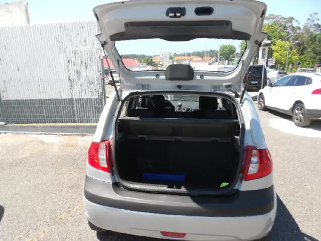 Hyundai Getz 2005 - 2900 EUR, 265508 km - AUTO.MOTO.pt - 265508km - foto 6 de 10