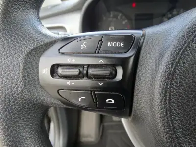 Kia Stonic 2021 - 13500 EUR, 59472 km - AUTO.MOTO.pt - 59472km - foto 6 de 25