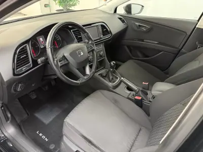 SEAT Leon ST 2016 - 9990 EUR, 214000 km - AUTO.MOTO.pt - 214000km - foto 4 de 19