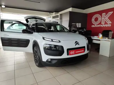 Citroën C4 Cactus 2018 - 9150 EUR, 106600 km - AUTO.MOTO.pt - 106600km - foto 21 de 37