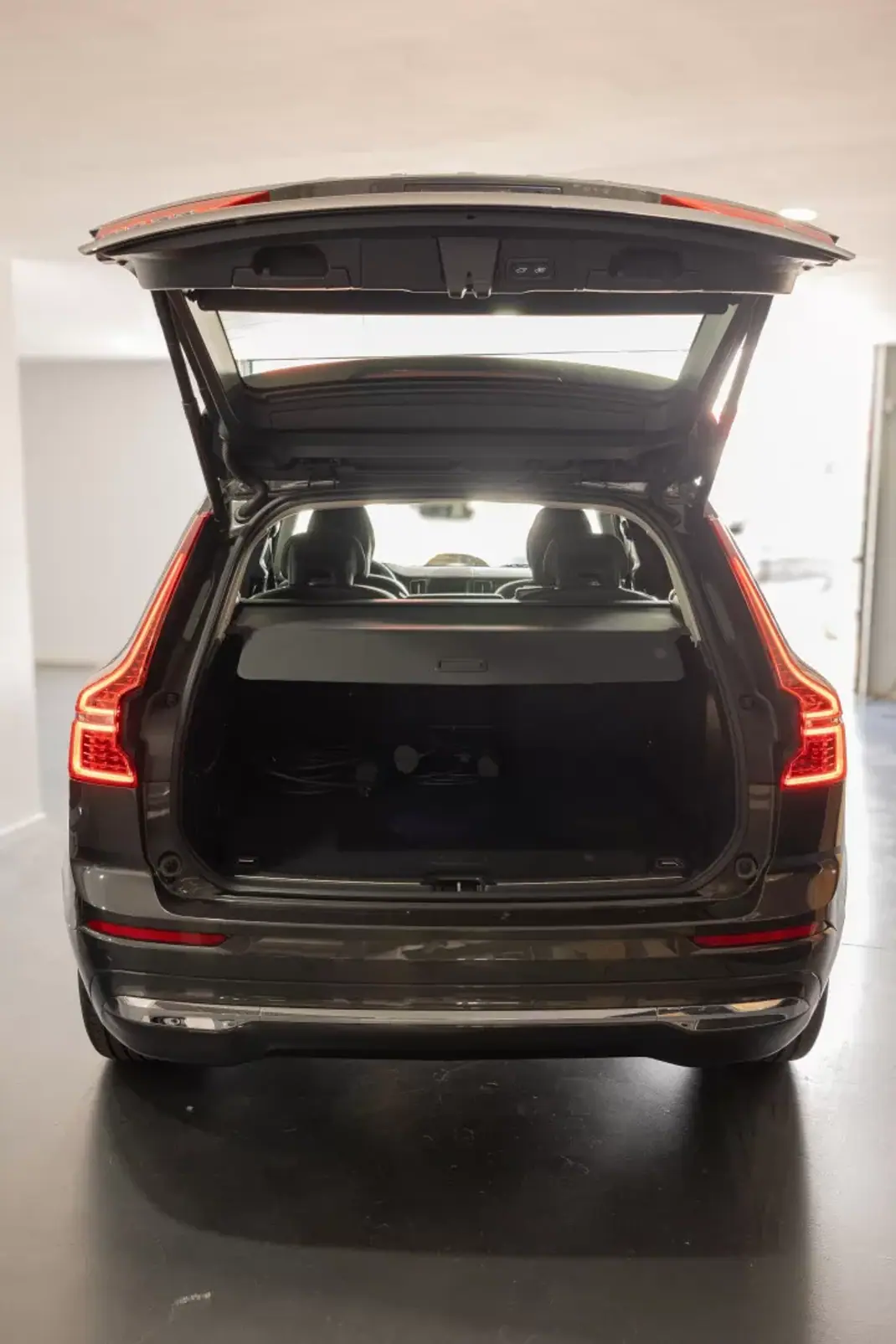 Volvo XC 60 2022 - 44900 EUR, 74400 km - AUTO.MOTO.pt - 74400km - foto 18 de 27