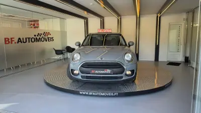 MINI Clubman 2017 - 13900 EUR, 157631 km - AUTO.MOTO.pt - 157631km - foto 11 de 55